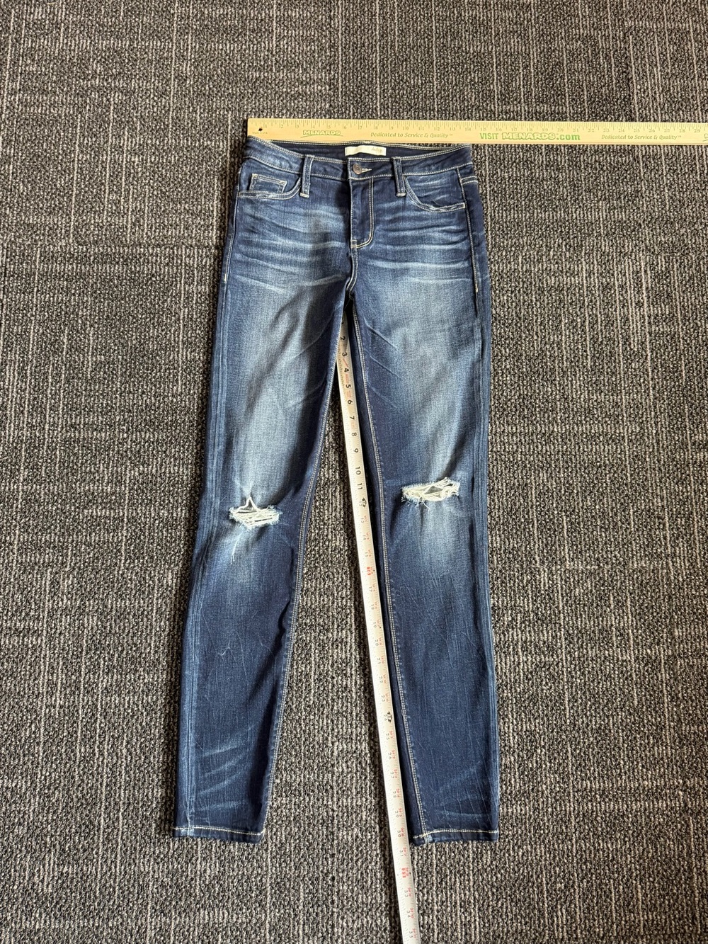 Daytrip Lynx High Rise Skinny Jeans Buckle 28R